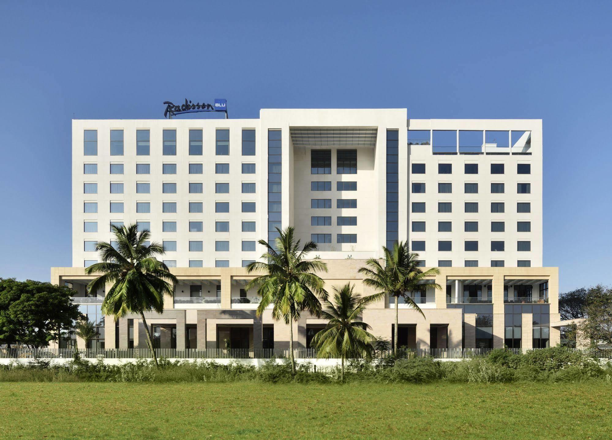 Radisson Blu Coimbatore Exteriör bild Radisson Blu Hotel, Kathmandu