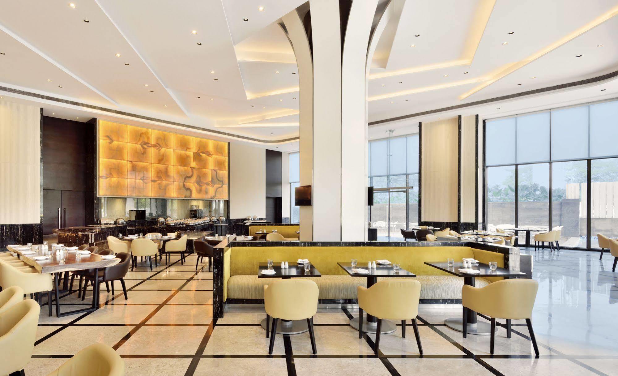 Radisson Blu Coimbatore Exteriör bild The Park, Hyderabad